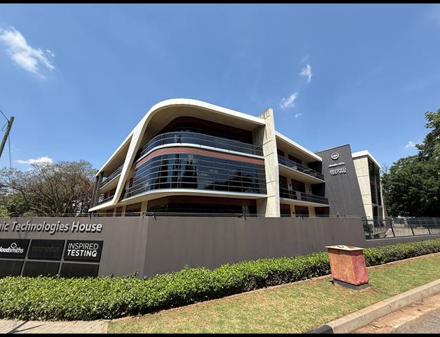 132M² OFFICE TO LET IN MELROSE ESTATE